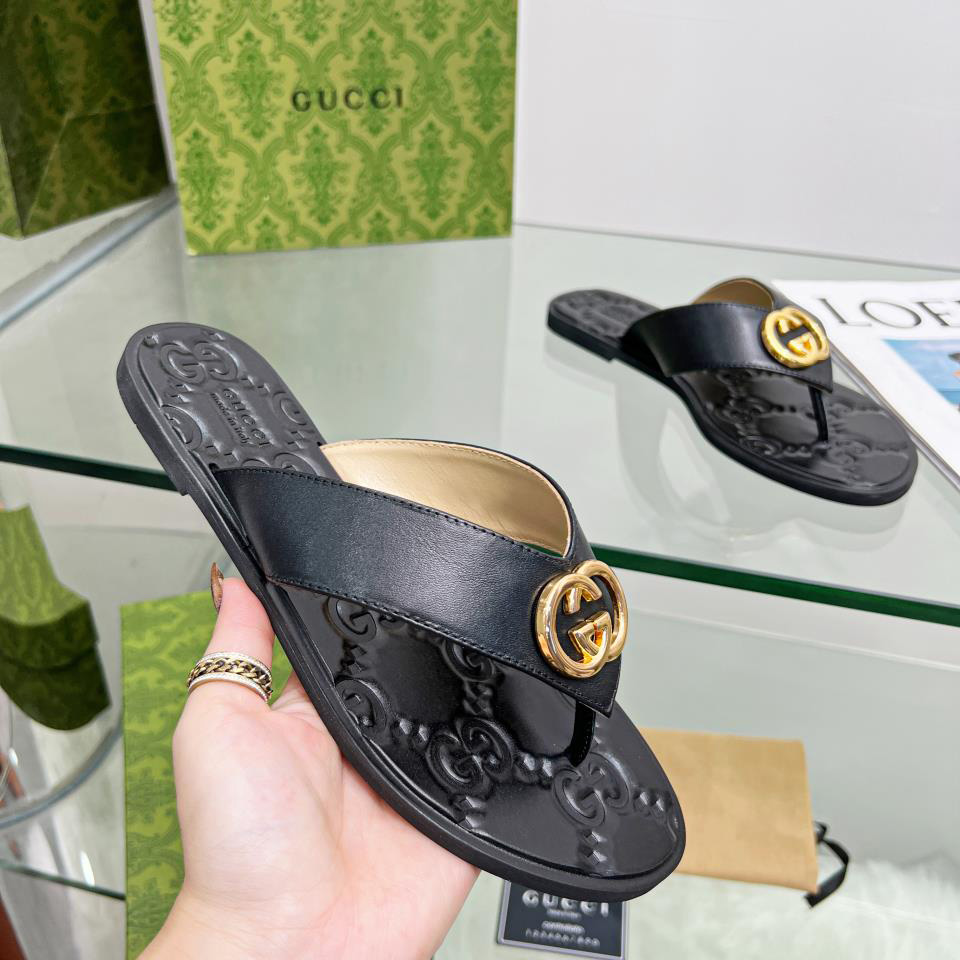 Gucci Women's Interlocking G Thong Sandal - FashionPlug