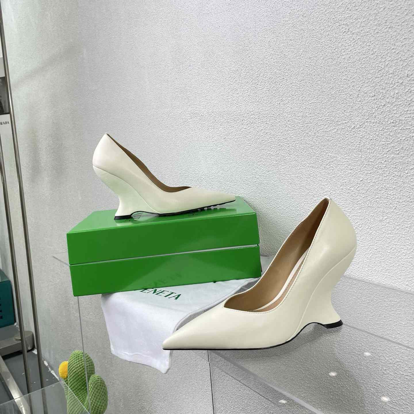 Bottega Veneta Punta Pump - FashionPlug