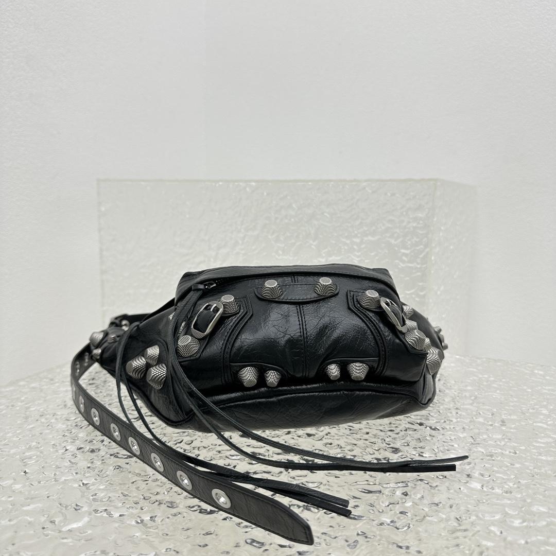 Balenciaga Men's Black Le Cagole Leather Belt Bag  ( 20cm*42cm*18cm) - FashionPlug