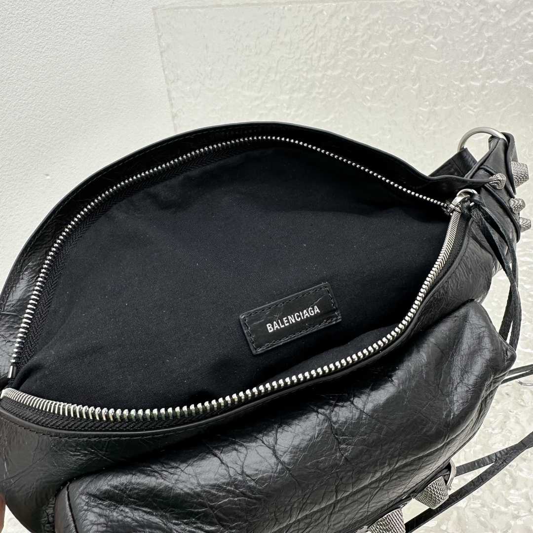 Balenciaga Men's Black Le Cagole Leather Belt Bag  ( 20cm*42cm*18cm) - FashionPlug