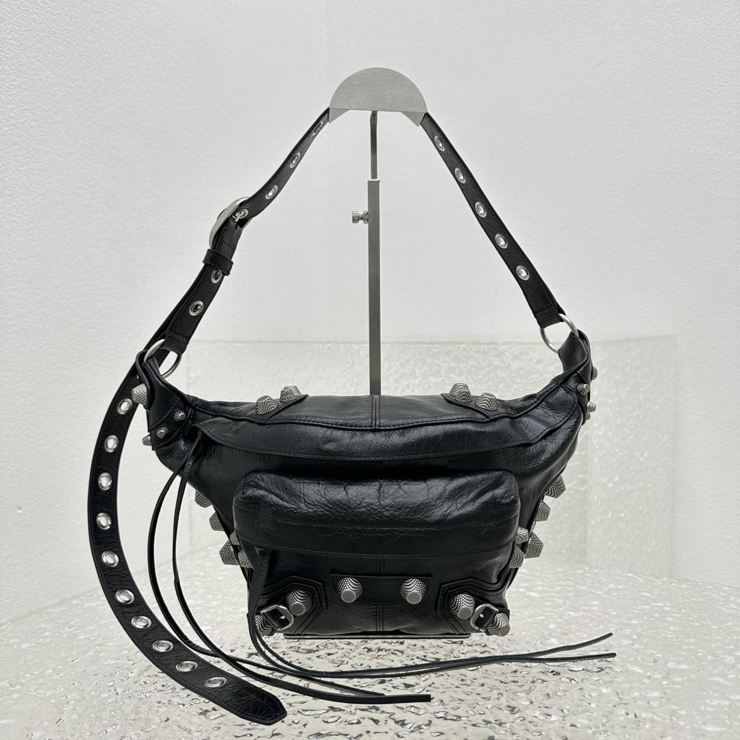 Balenciaga Men's Black Le Cagole Leather Belt Bag  ( 20cm*42cm*18cm) - FashionPlug