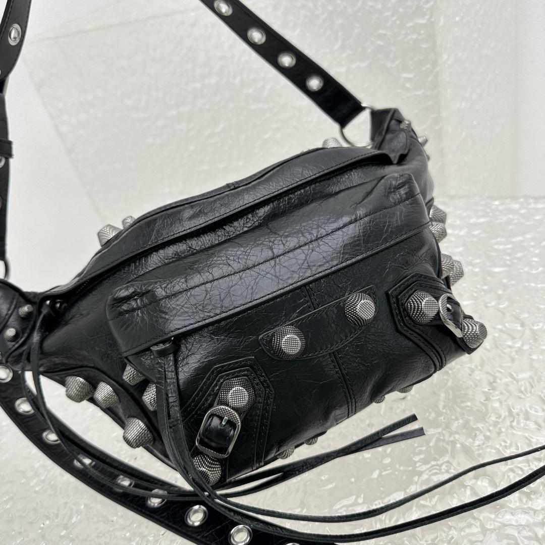 Balenciaga Men's Black Le Cagole Leather Belt Bag  ( 20cm*42cm*18cm) - FashionPlug