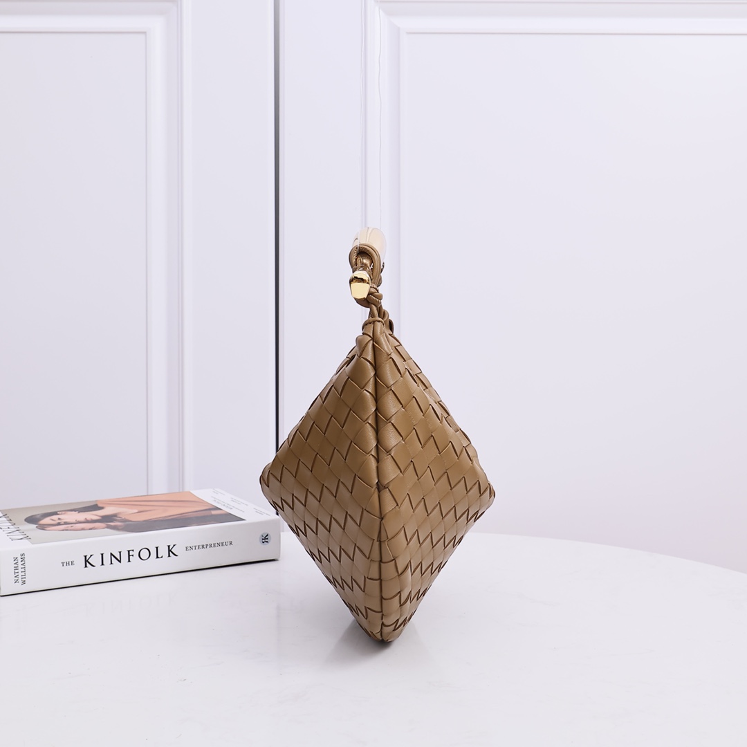 Bottega Veneta Sardine - FashionPlug