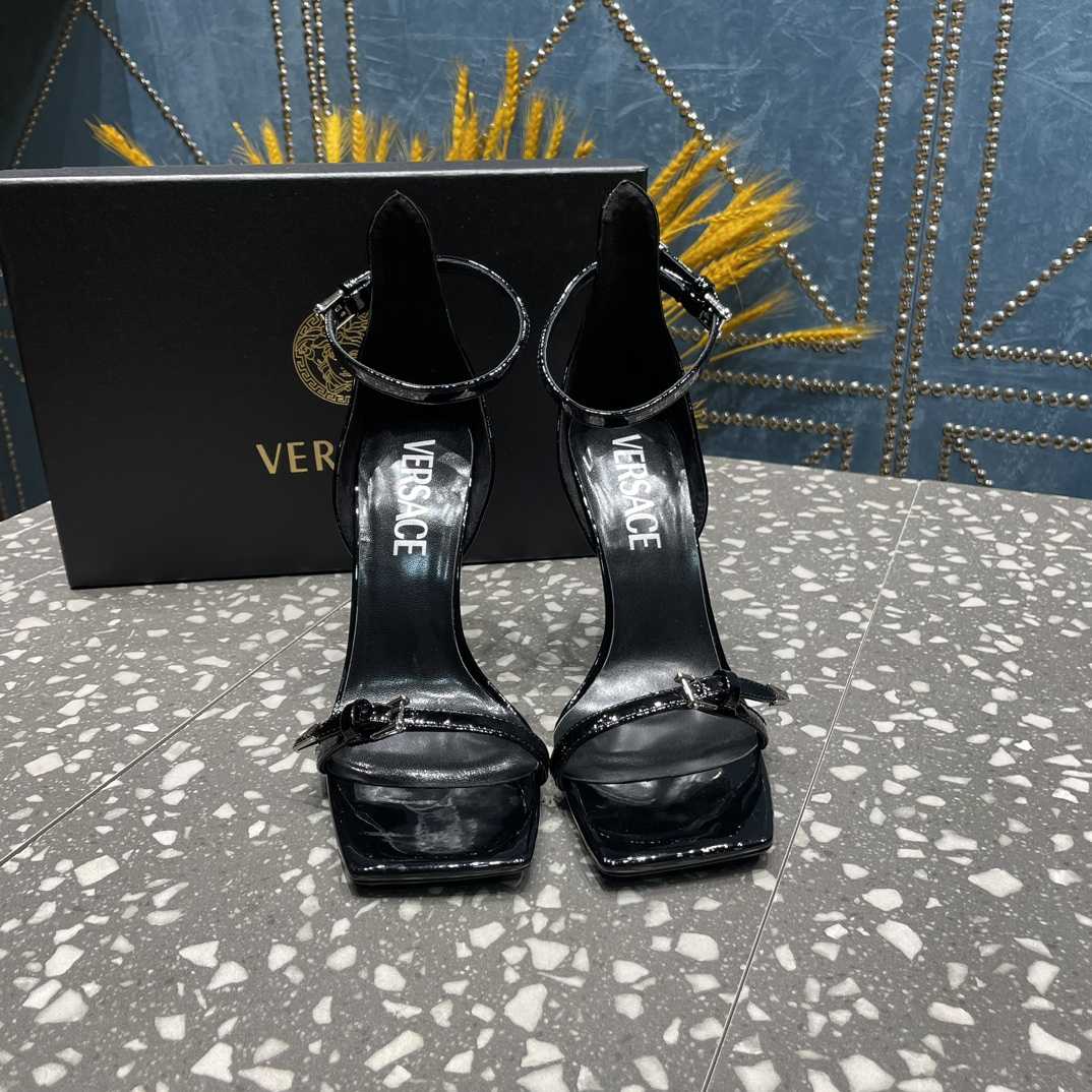 Versace Pin-Point Sandals - FashionPlug