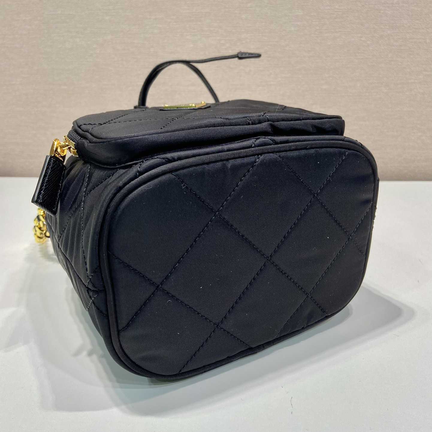 Prada Re-Edition 1995 Chaîne Re-Nylon shoulder bag - FashionPlug