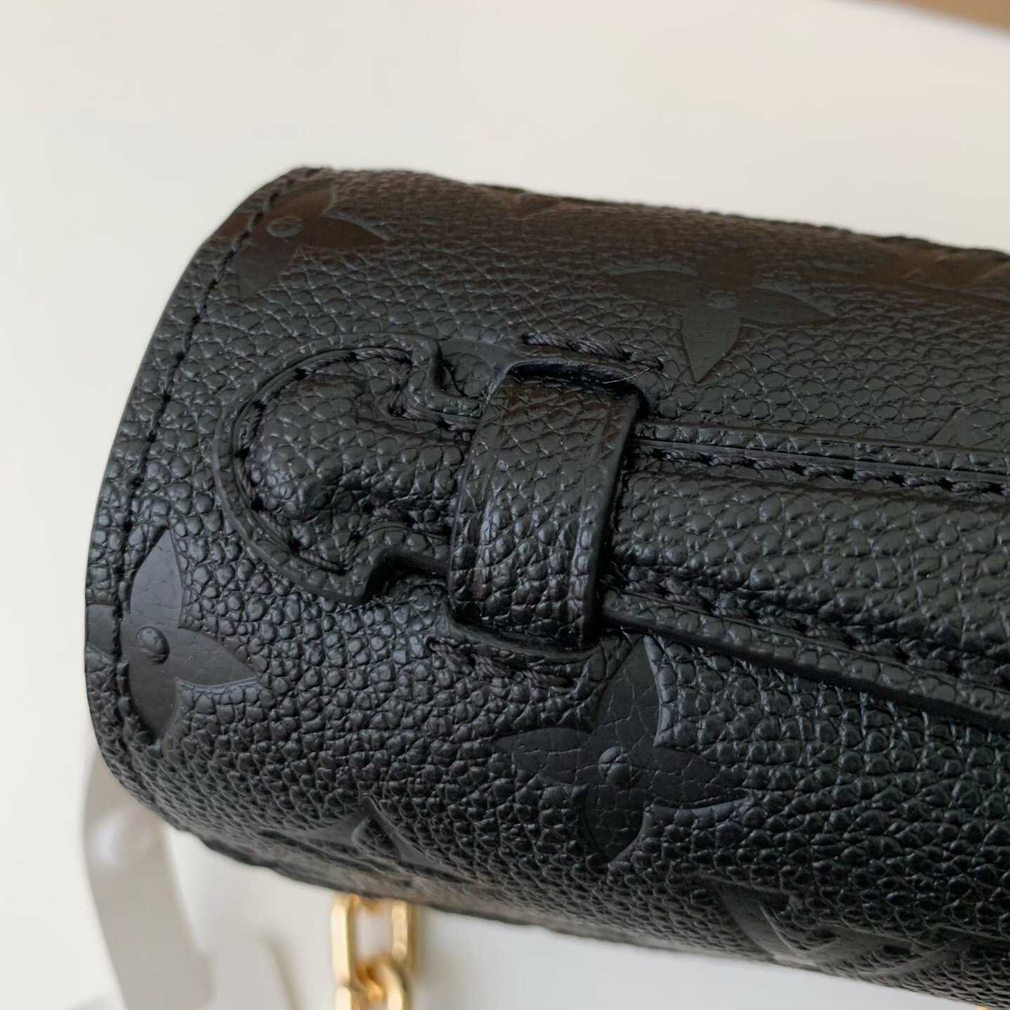 Louis Vuitton  Pochette Metis East West  (21.5 x 13.5 x 6 cm)      M46595 - FashionPlug