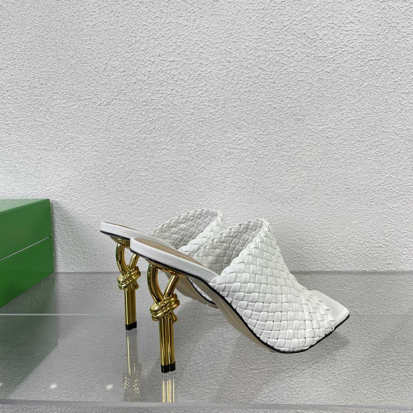 Bottega Veneta Knot Mule - FashionPlug