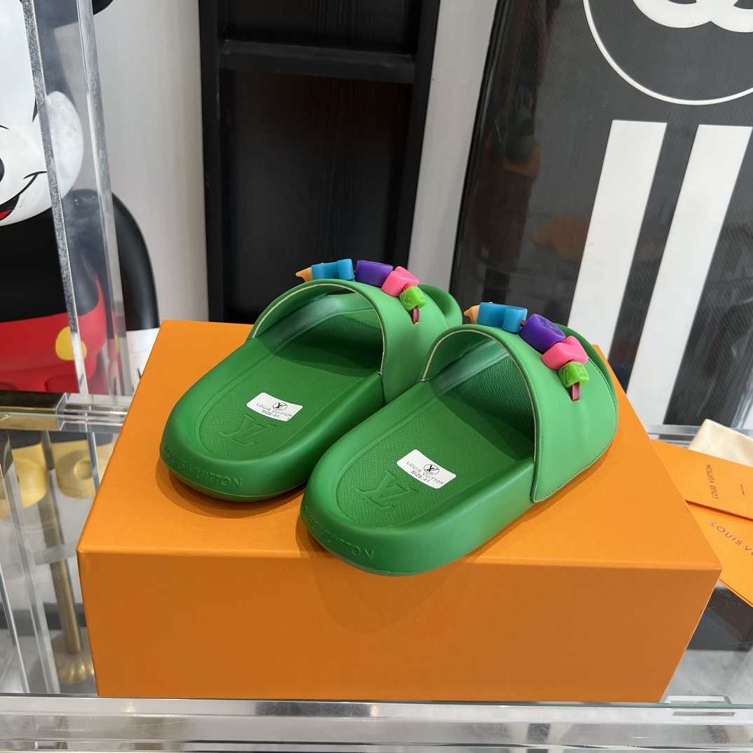 Louis Vuitton Pool Pillow Flat Comfort Mule Sandals - FashionPlug
