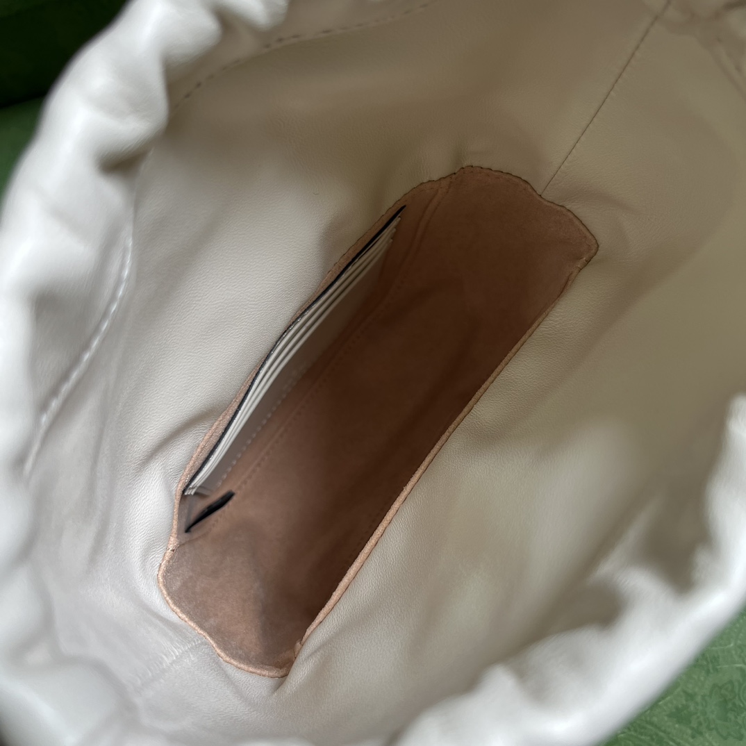 Gucci GG Marmont Mini Bucket Bag - FashionPlug