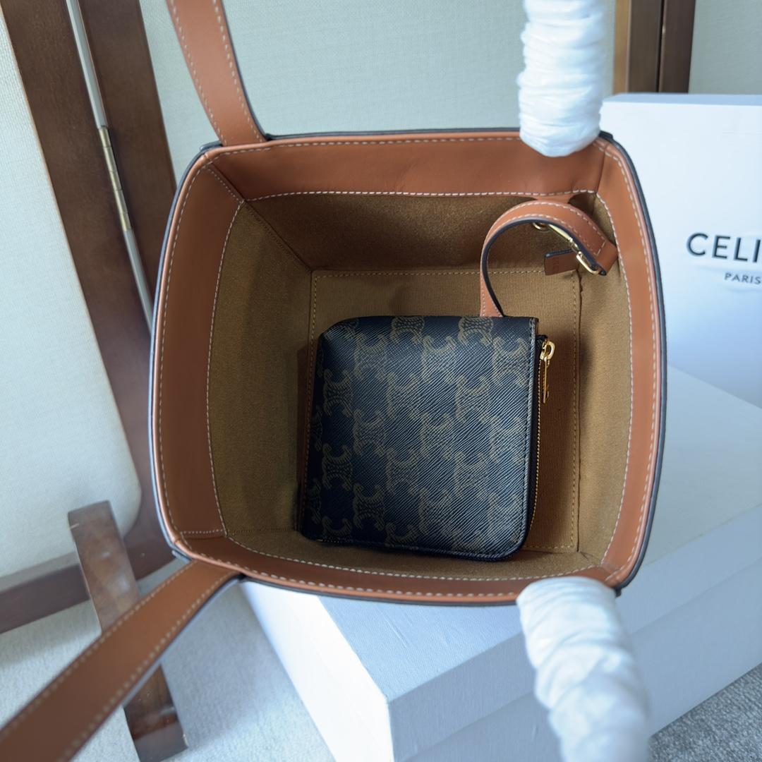 Celine Cube Bag Cuir Triomphe in Triomphe Canvas and Calfskin (15-15-15cm) - FashionPlug