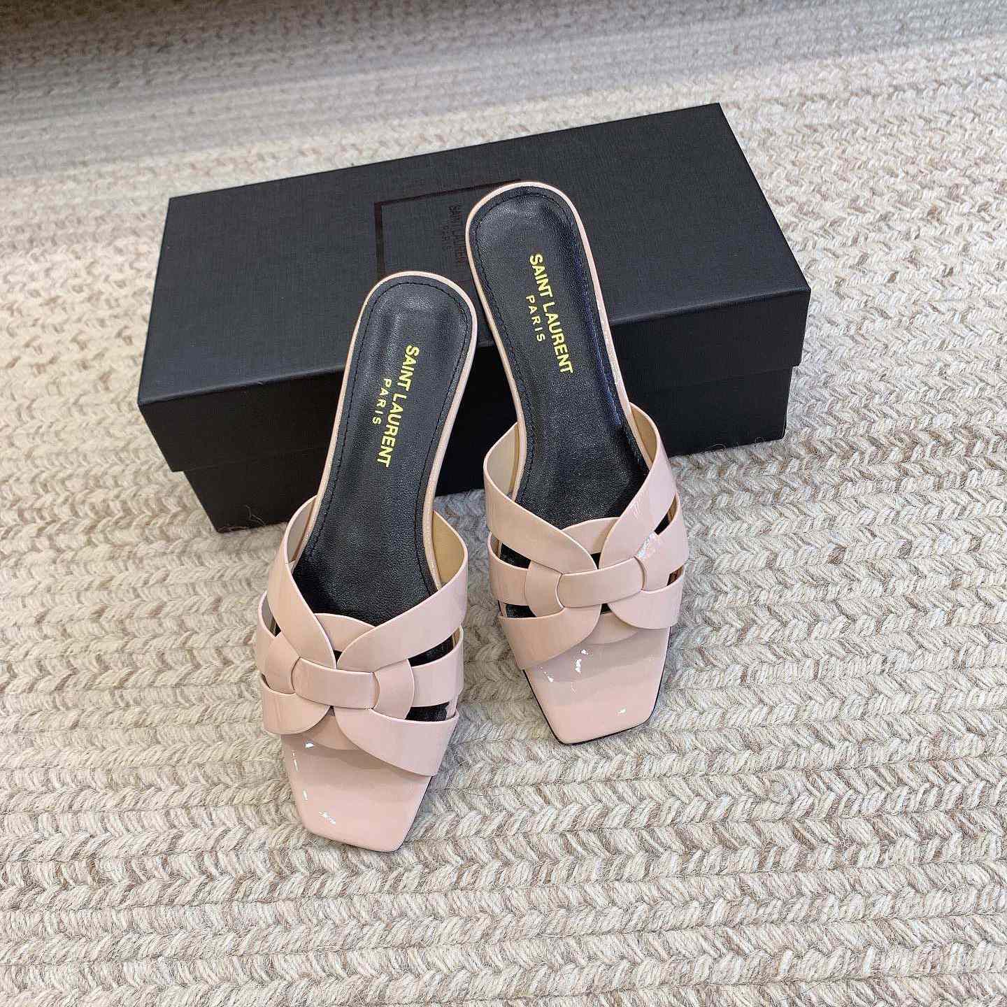Saint Laurent Tribute Flat Sandals - FashionPlug