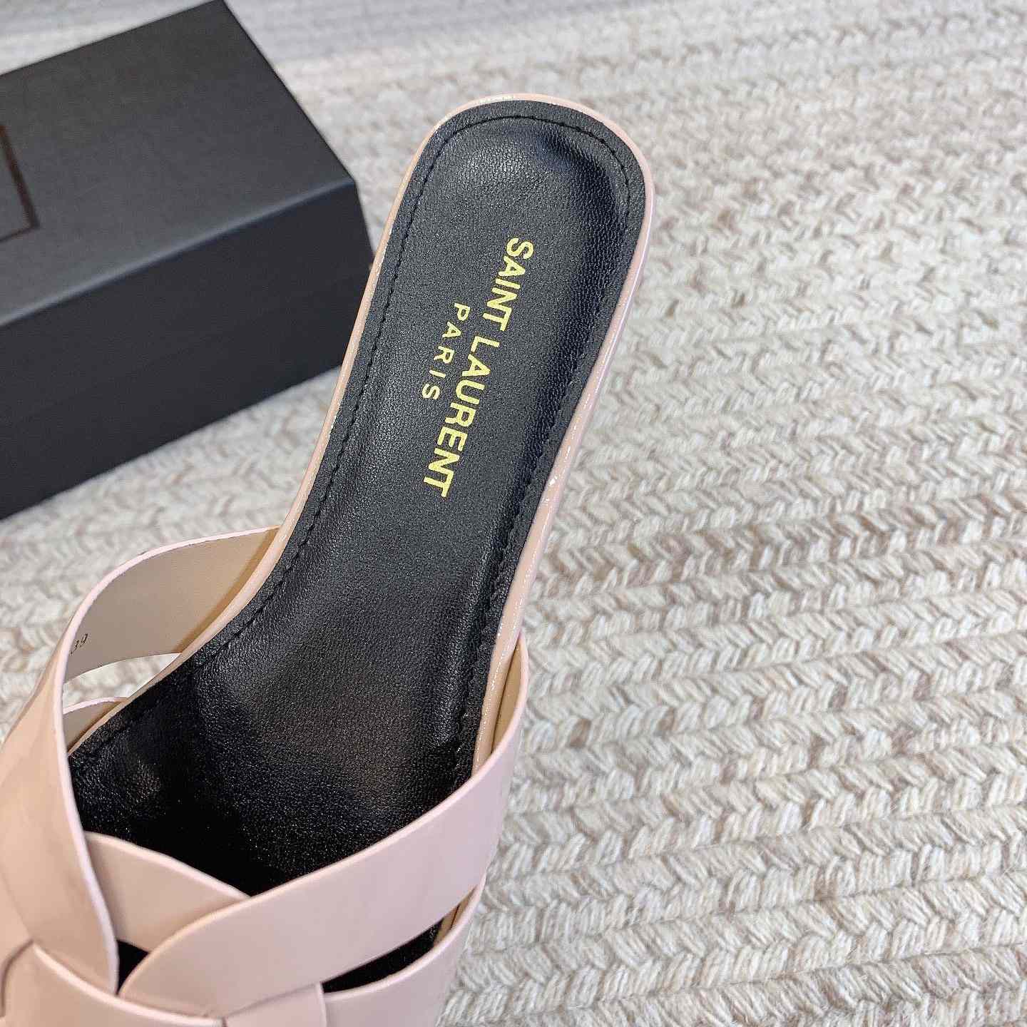 Saint Laurent Tribute Flat Sandals - FashionPlug