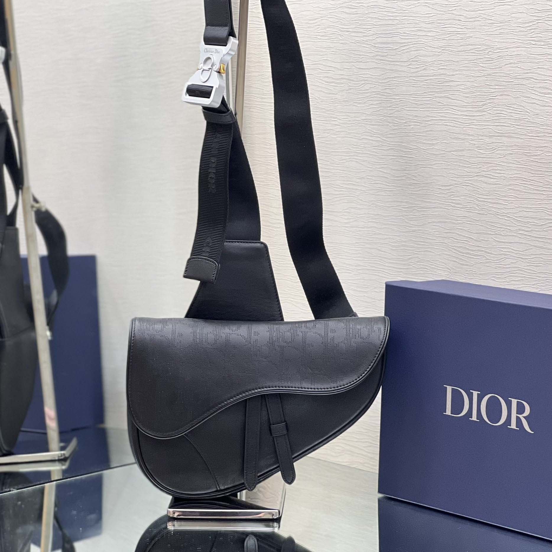 Dior Saddle Bag (20 x 28.6 x 5cm) - FashionPlug
