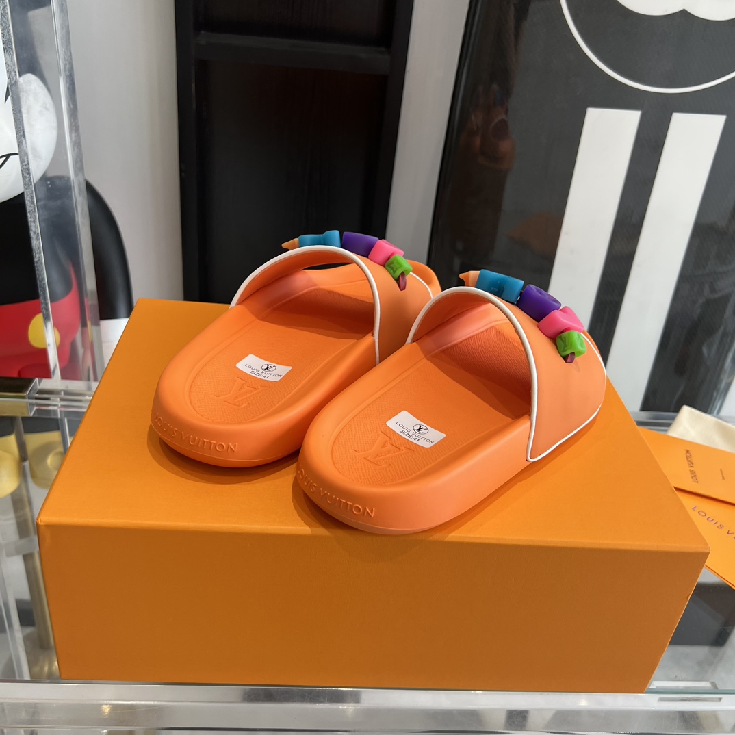 Louis Vuitton Pool Pillow Flat Comfort Mule Sandals - FashionPlug