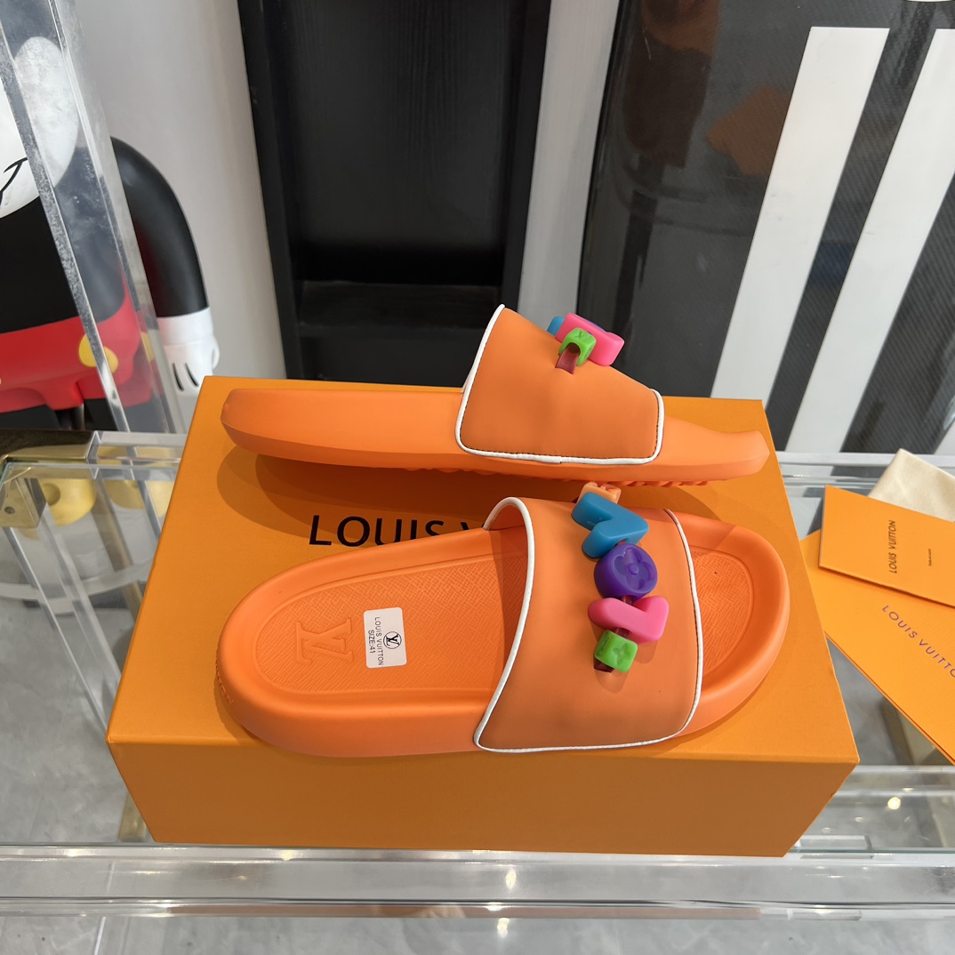 Louis Vuitton Pool Pillow Flat Comfort Mule Sandals - FashionPlug