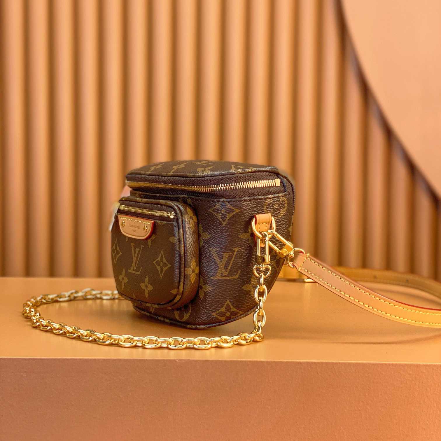 Louis Vuitton Mini Bumbag (17x12x9.5cm)      M82335 - FashionPlug