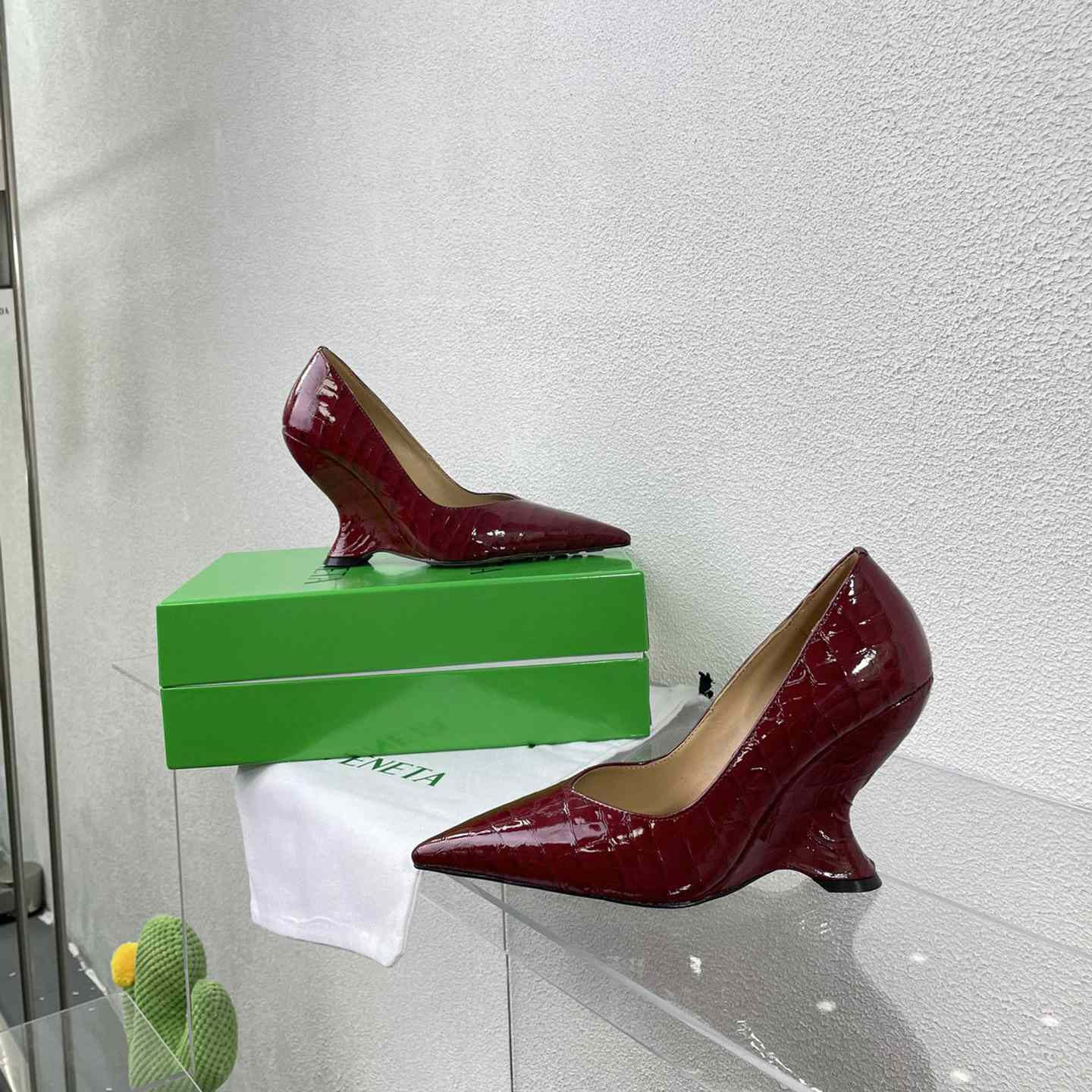 Bottega Veneta Punta Pump - FashionPlug