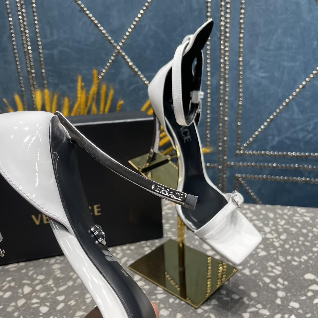 Versace Pin-Point Sandals - FashionPlug