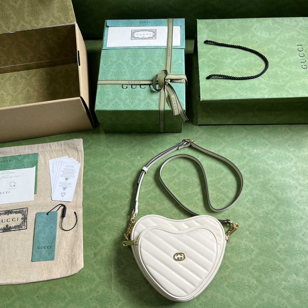 Gucci Interlocking G Mini Heart Shoulder Bag - FashionPlug