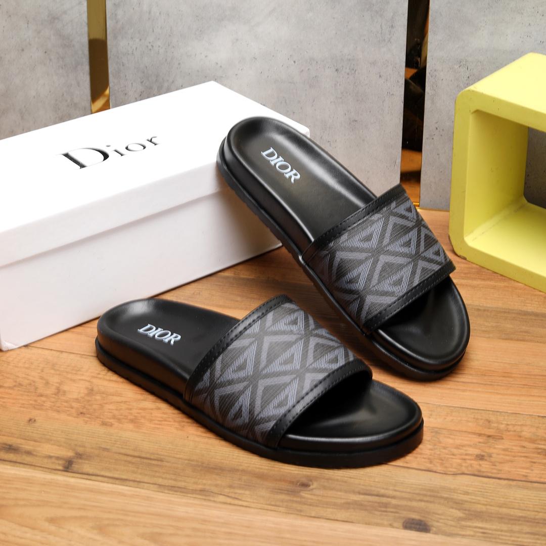 Dior CD Diamond Mule - FashionPlug