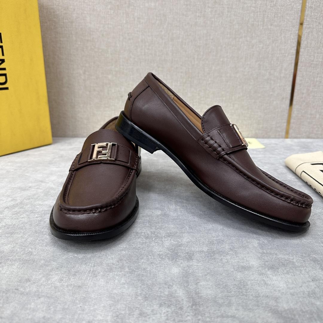 Fendi Men's Brown Loafer - FashionPlug