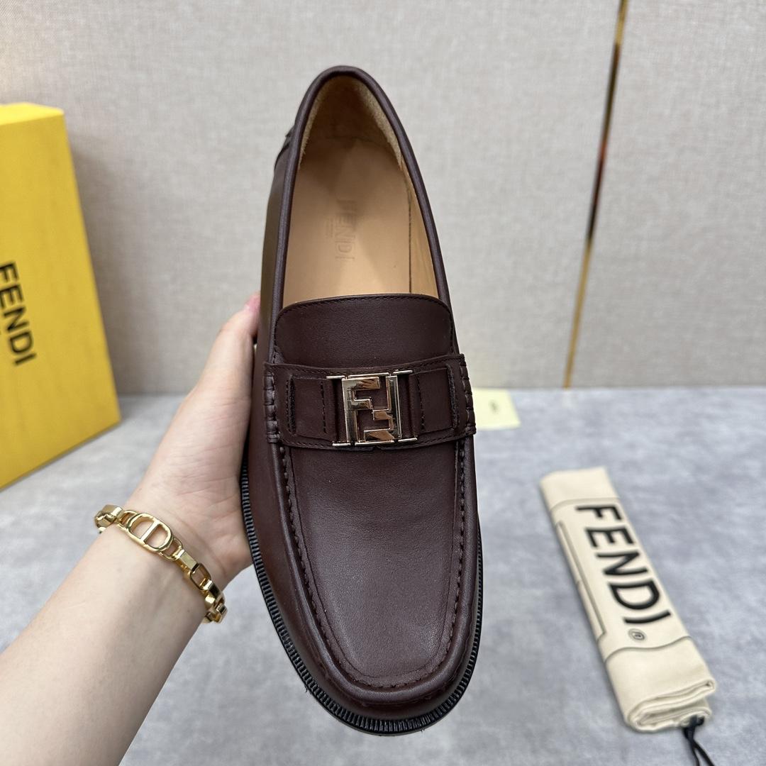Fendi Men's Brown Loafer - FashionPlug