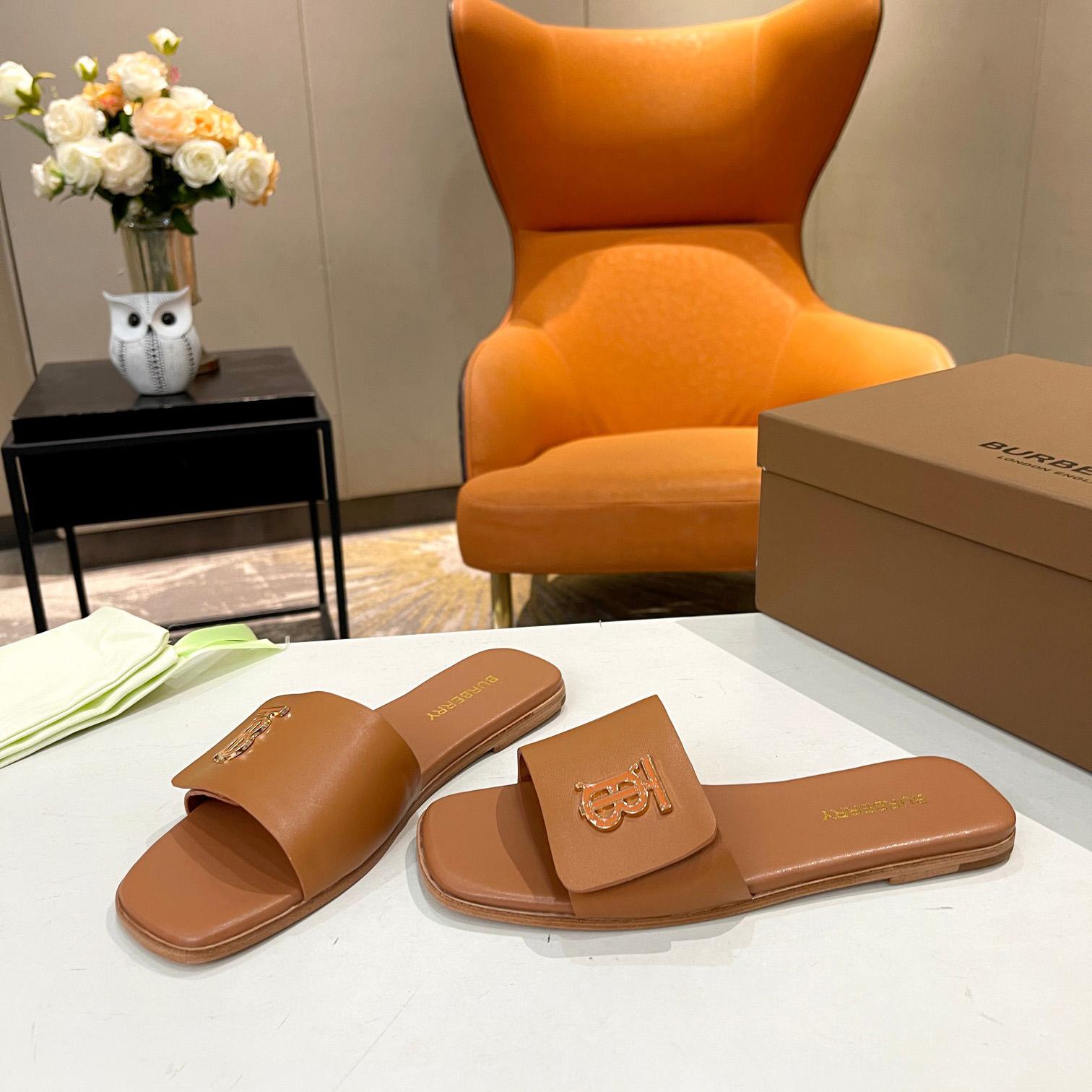 Burberry Women's Mule Sandals - FashionPlug