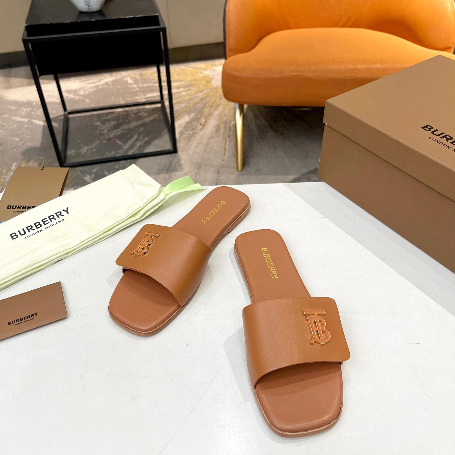 Burberry Women's Mule Sandals - FashionPlug