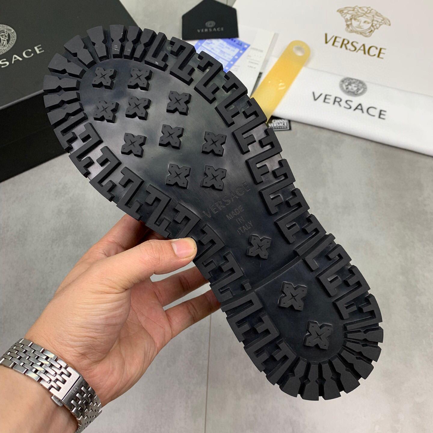 Versace Medusa Head-motif Derby Shoes - FashionPlug