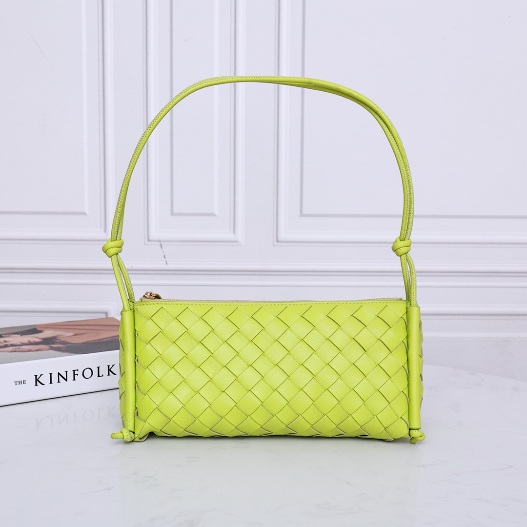 Bottega Veneta Intrecciato Napa Zip Shoulder Bag (25*12*11CM) - FashionPlug
