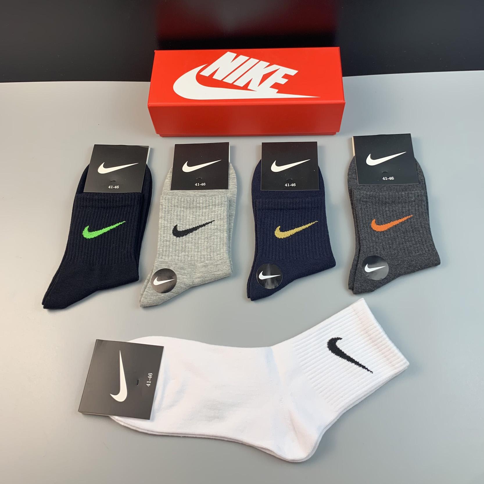 Nike Socks /Box - FashionPlug
