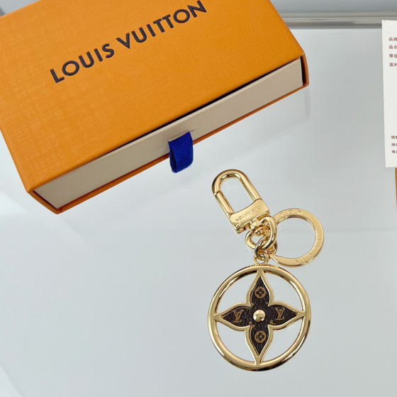 Louis Vuitton Puzzle Flower Monogram Keyring    M01207 - FashionPlug