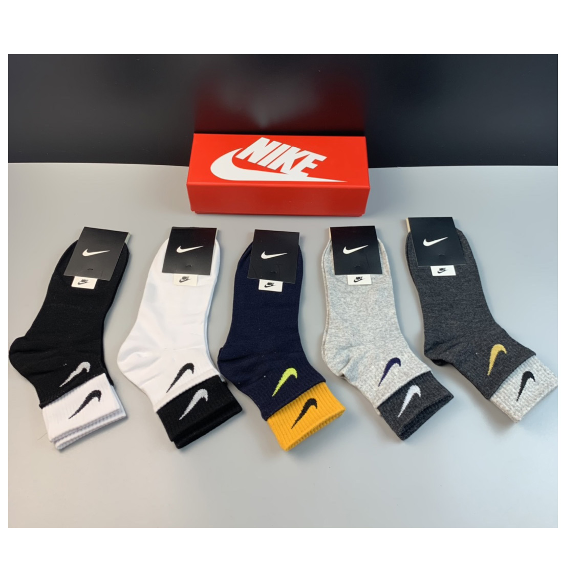 Nike Socks /Box - FashionPlug