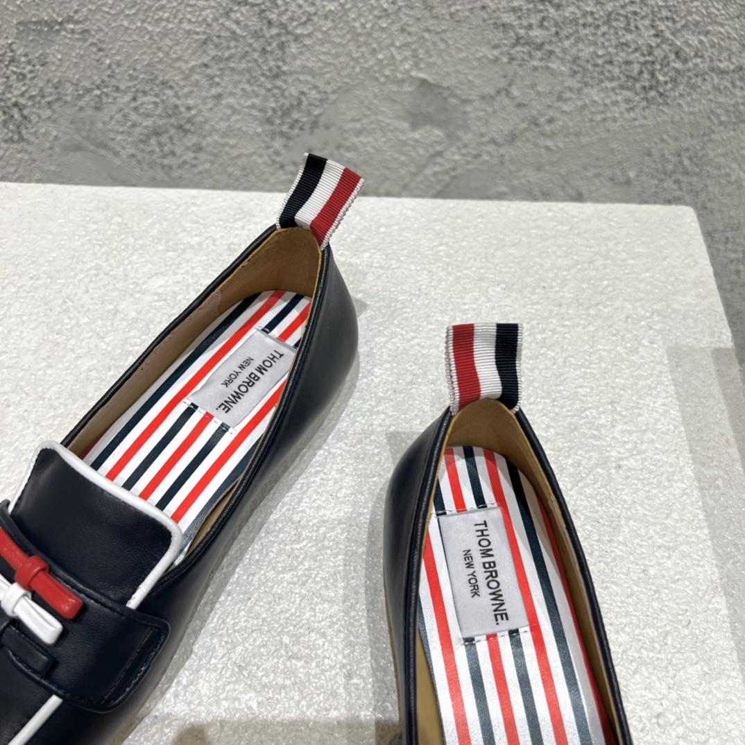 Thom Browne Navy Calf Leather Flexible Leather Sole 3-bow Loafer - FashionPlug