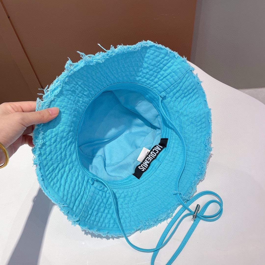 Jacquemus Le Bob Bucket Hat - FashionPlug