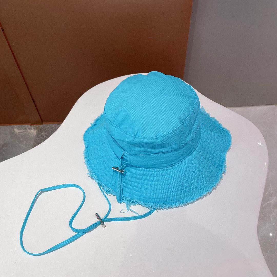 Jacquemus Le Bob Bucket Hat - FashionPlug
