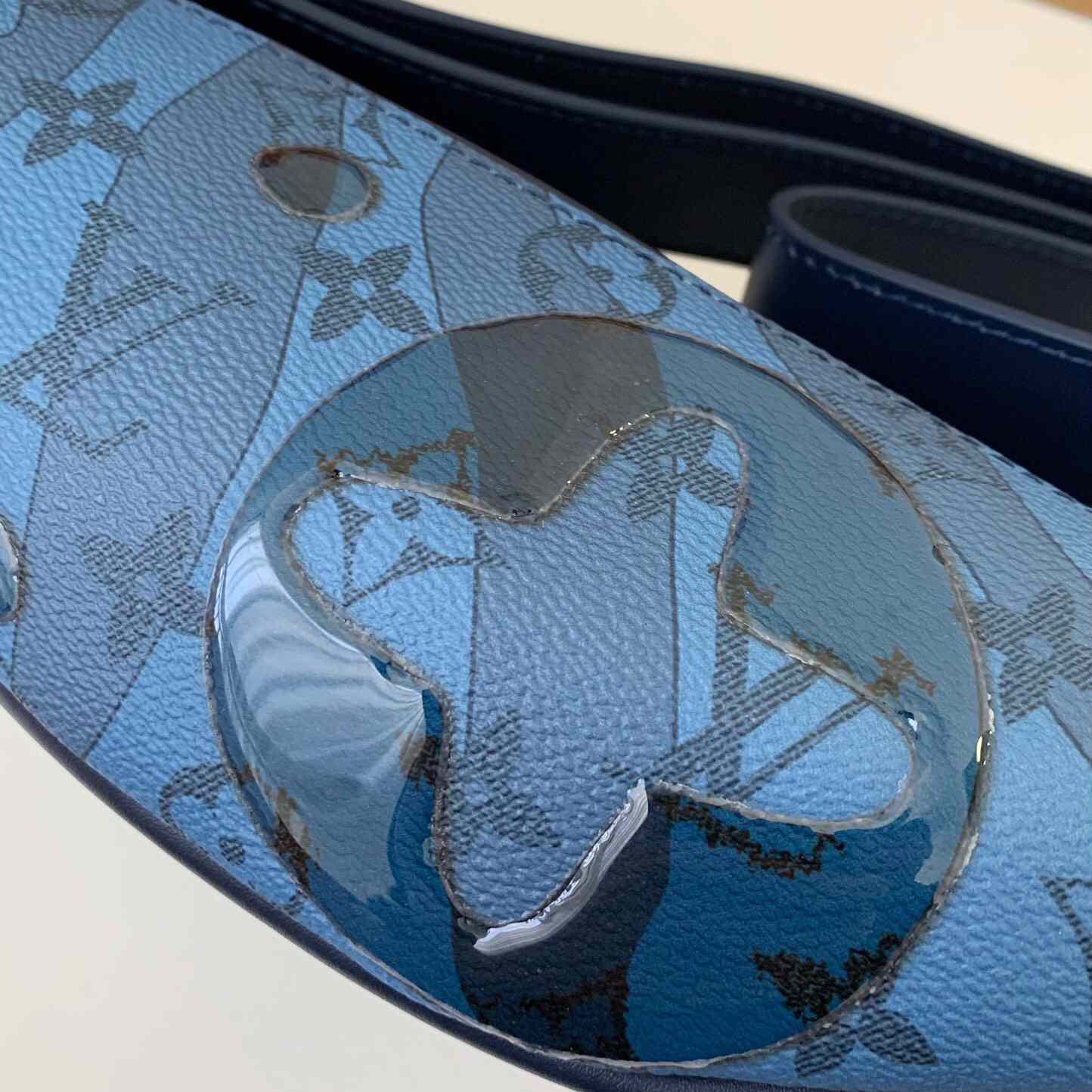 Louis Vuitton Discovery Bumbag  (44*15*9cm)   M22576 - FashionPlug