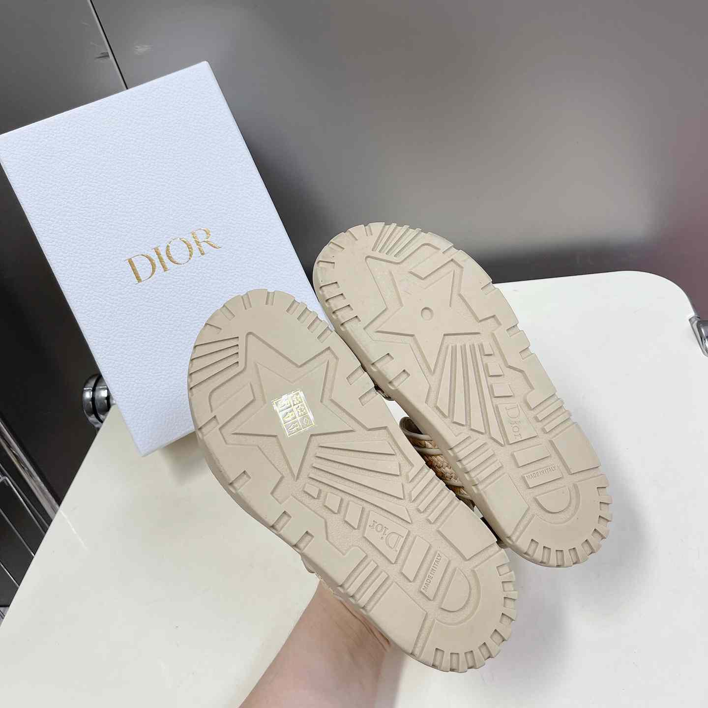 Dior Dioract Sandal - FashionPlug