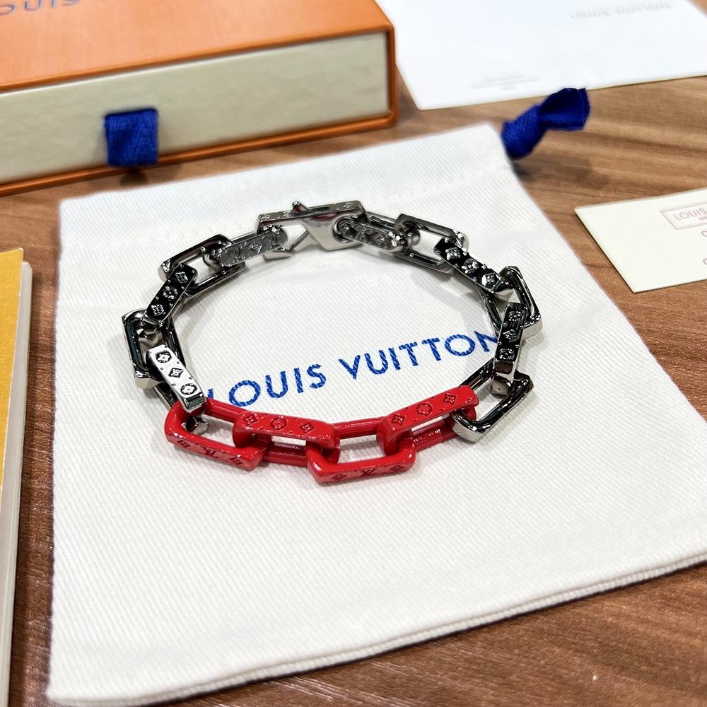 Louis Vuitton Monogram Chain Bracelet    MP3199 - FashionPlug