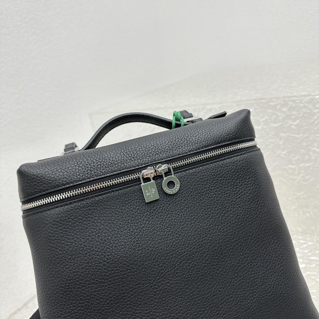 Loro Piana Extra Pocket Backpack L23.5   (23×8×22cm) - FashionPlug