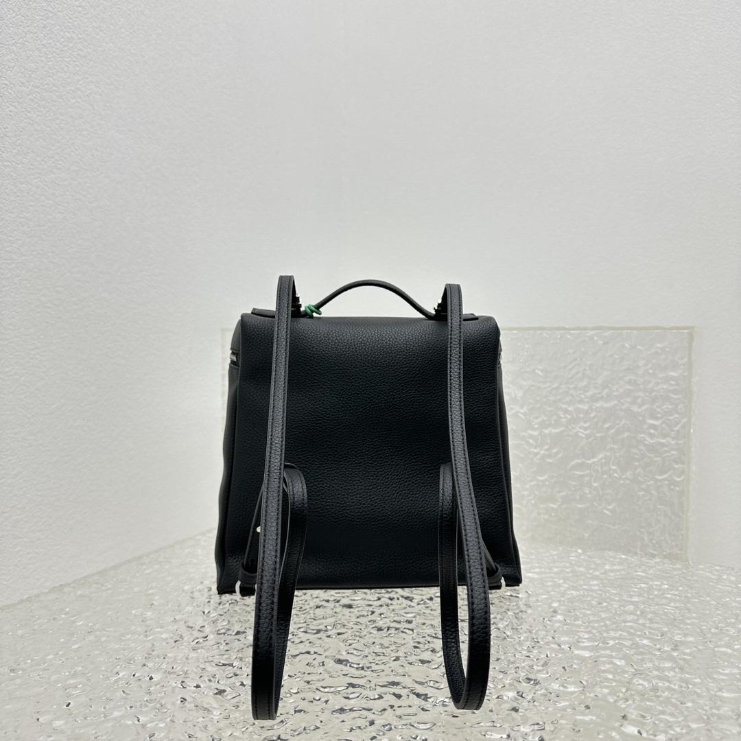 Loro Piana Extra Pocket Backpack L23.5   (23×8×22cm) - FashionPlug