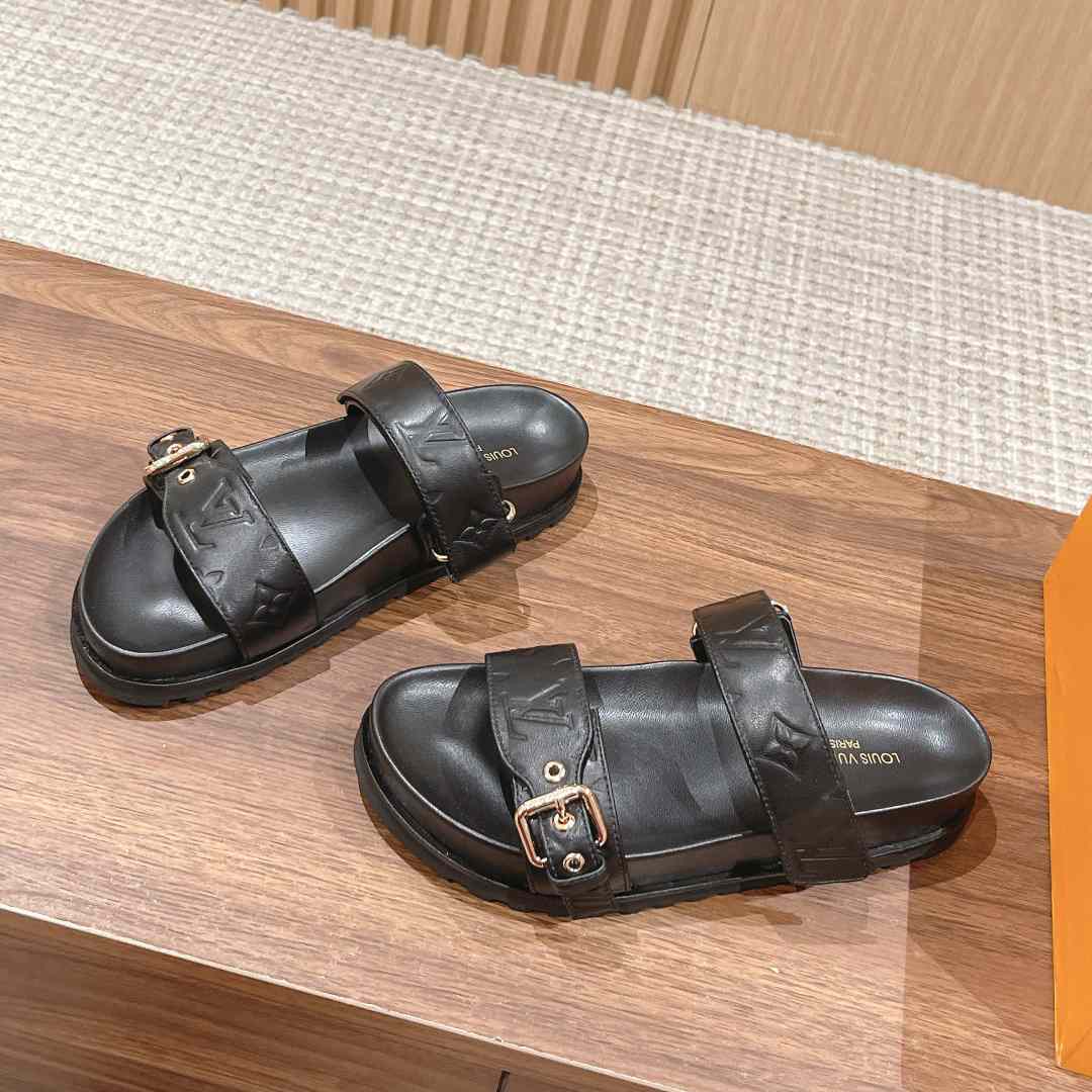 Louis Vuitton Bom Dia Flat Comfort Mule   1ABVN5 - FashionPlug