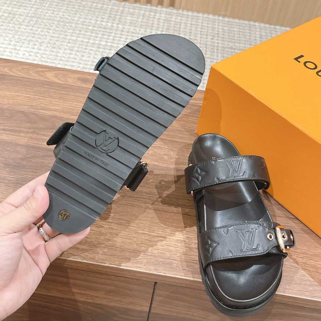 Louis Vuitton Bom Dia Flat Comfort Mule   1ABVN5 - FashionPlug