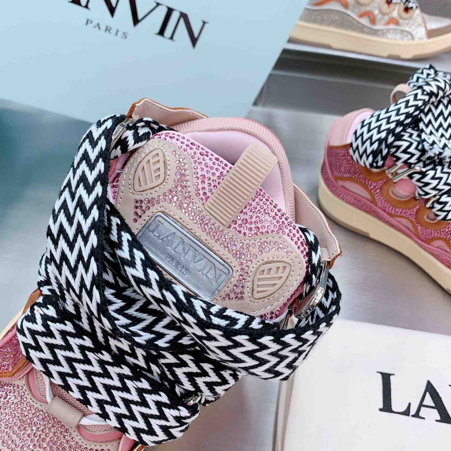Lanvin Curb Low-top Sneakers - FashionPlug