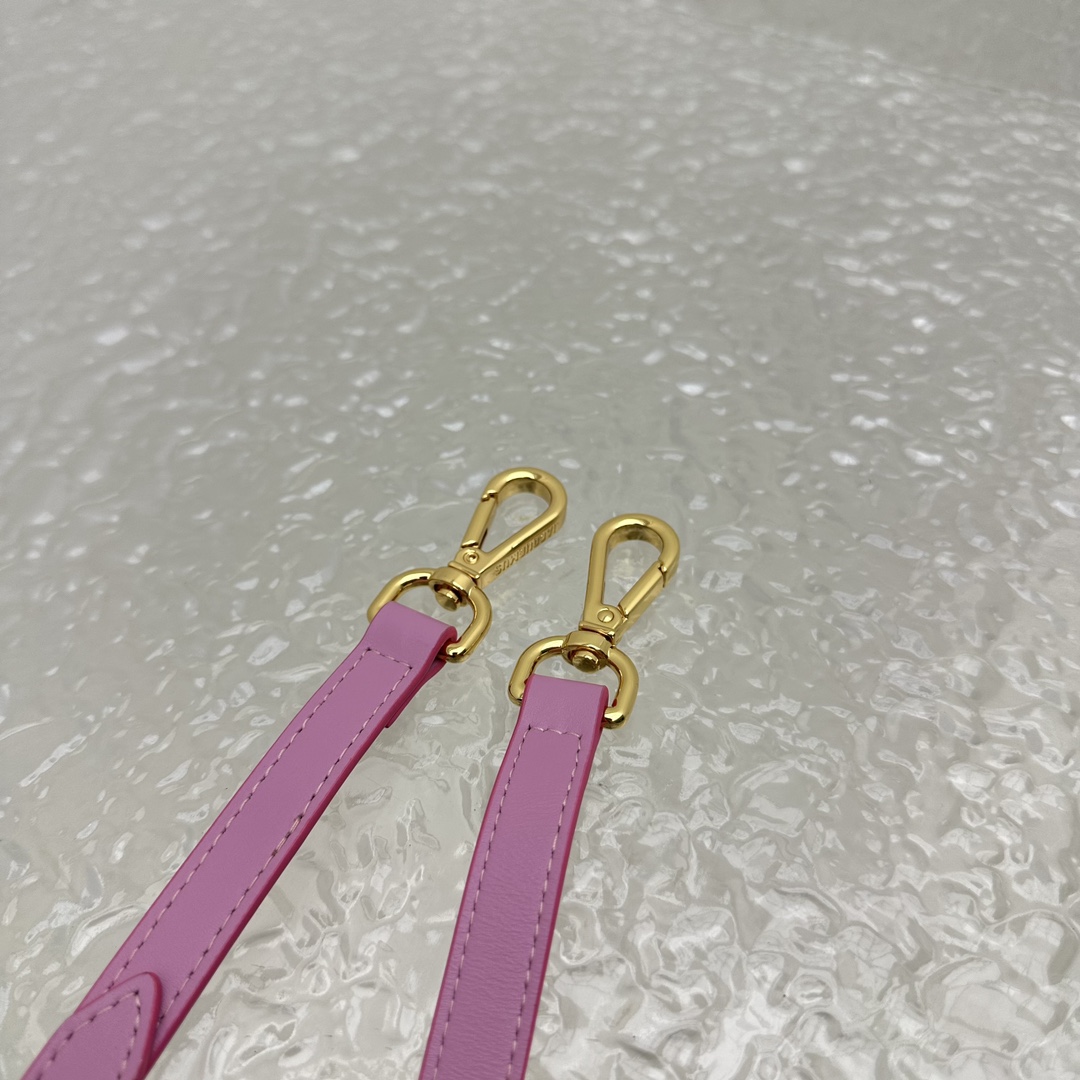 Jacquemus Le Grand Bambino - Pink - FashionPlug