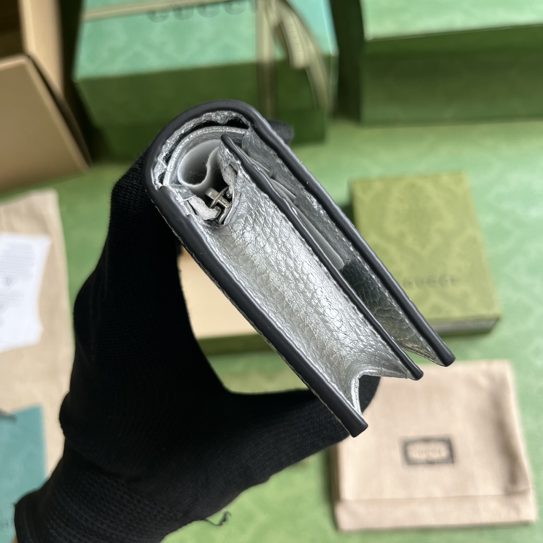 Gucci GG Marmont Card Case Wallet  - FashionPlug