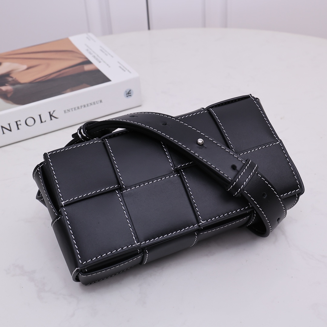 Bottega Veneta Cassette Belt Bag - FashionPlug