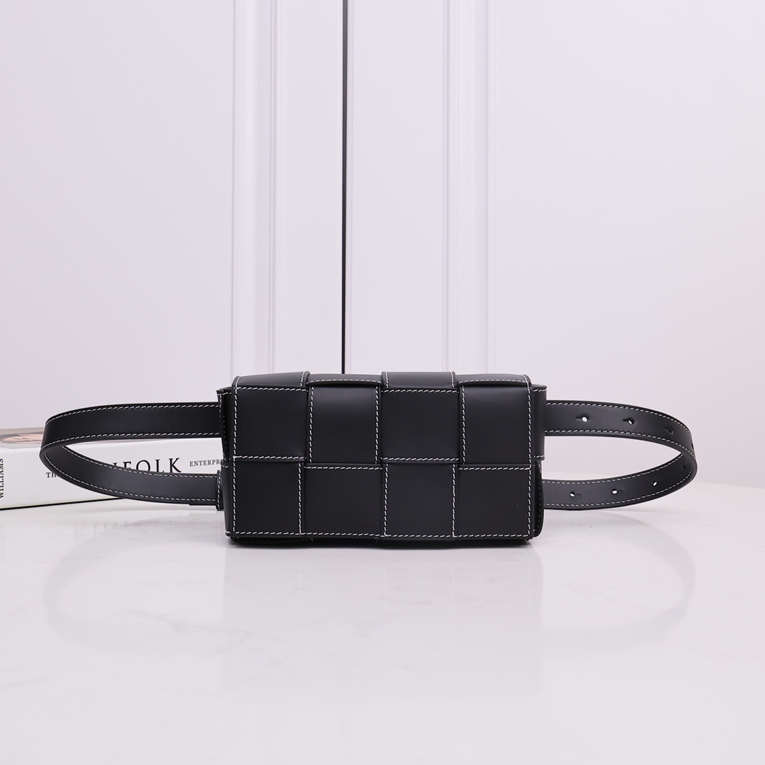 Bottega Veneta Cassette Belt Bag - FashionPlug