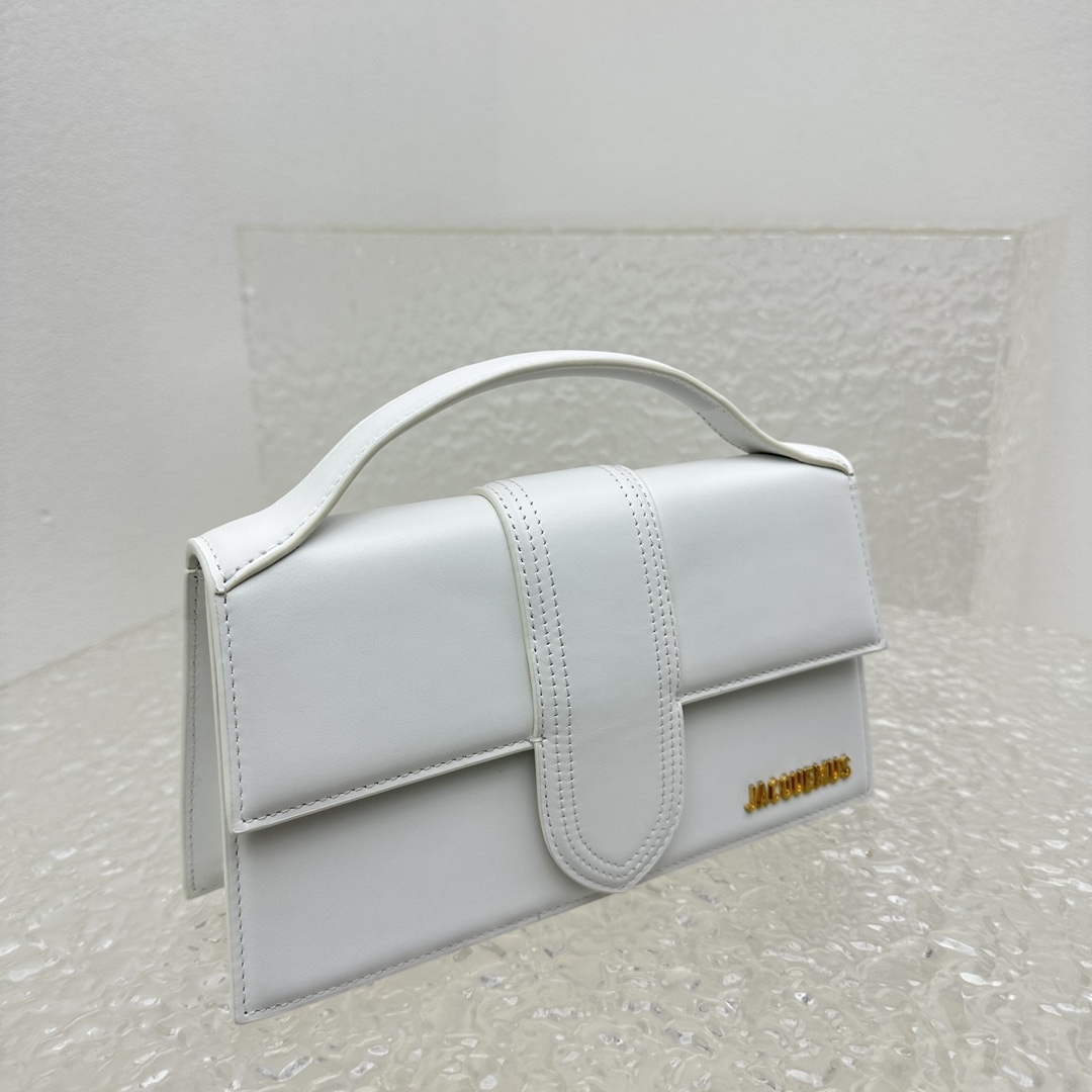 Jacquemus Le Grand Bambino - White - FashionPlug