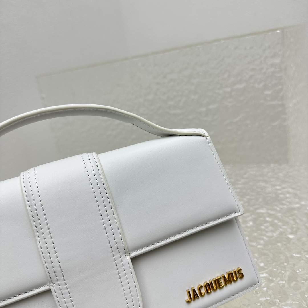 Jacquemus Le Grand Bambino - White - FashionPlug